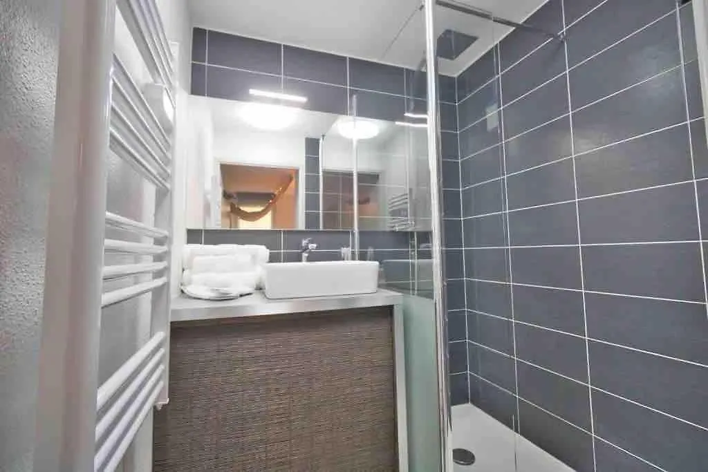 Appartement *T2*Vue Garonne*Piscine*Garage* à Toulouse